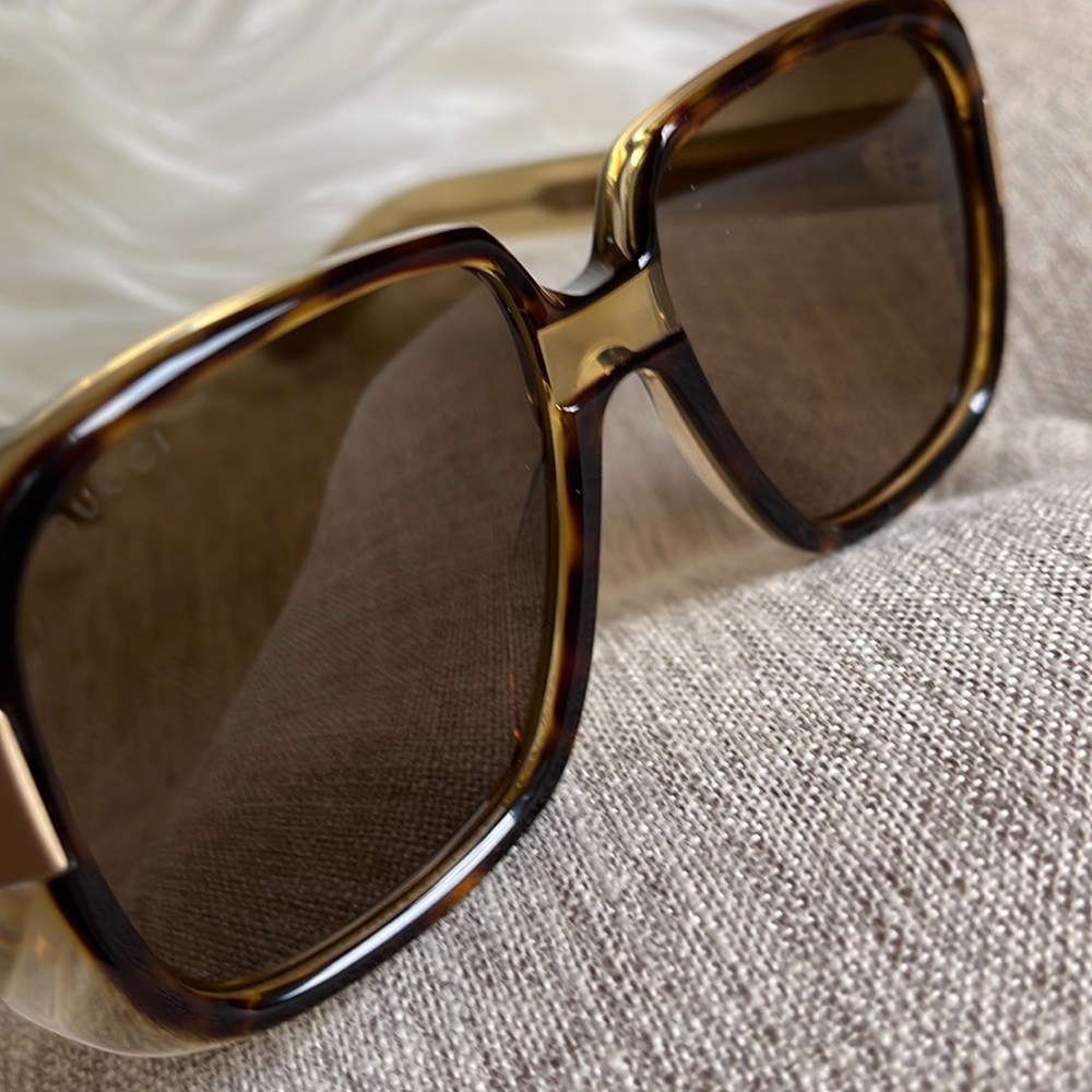 Gucci Sunglass - image 7